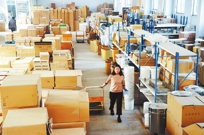 許昌跨境電商發展勢頭強勁 企業突破2000家，交易額穩居全省第二，實業投資熱潮興起